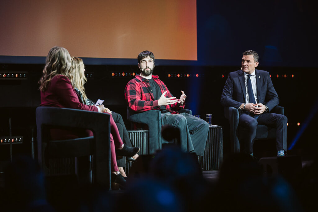 ALL IN Evan Solomon Aidan Gomez | BetaKit