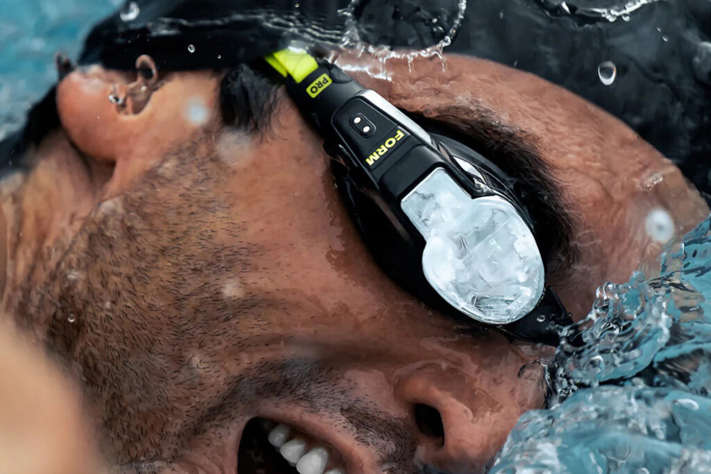 Form Smart Swim 2 Pro swimming goggles | BetaKit